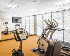 Fitness centrum a/nebo fitness zařízení v ubytování Sleep Inn Lufkin