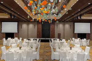 Restaurace v ubytování The Ritz-Carlton, Langkawi + 37 fotografií