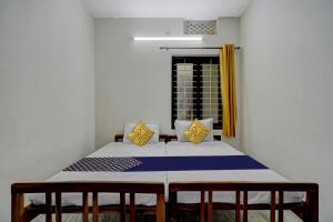 Gallery image of SPOT ON Nakshathra Residency in Ambalapulai