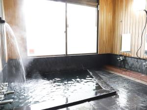 Gallery image ng ～みらい荘～　天然温泉付き一日一組様限定の６４坪広々民泊別荘 sa Kirishima