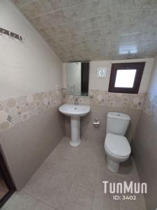Um banheiro em Green guest house