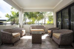 Posezení v ubytování Coral Cay Resort