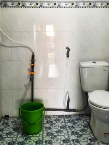 Phòng tắm tại Homestay Nguyễn Hùng