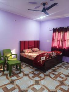 En eller flere senger på et rom på Hotel R P Residency, Uttarakashi Road Bhawan Syalsi Uttarakhand