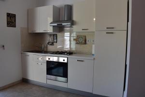 Kuchnia lub aneks kuchenny w obiekcie Villa Victoria, Taormina
