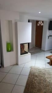 En TV eller et underholdningssystem på Appartement à la découverte de Strasbourg
