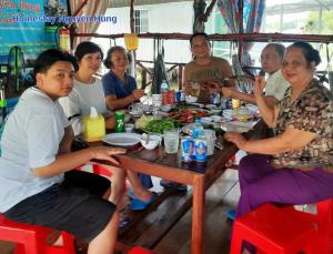 Hosté ubytování Homestay Nguyễn Hùng
