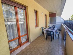 Balcone o terrazza di Trilocale Volta in seconda fila mare