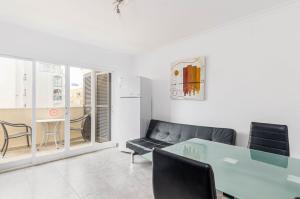 Kuchyňa alebo kuchynka v ubytovaní Acapulco Apartments