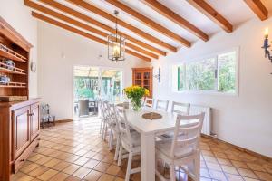 A seating area at Finca Santa Maria Near Palma