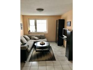 Posezení v ubytování Island Nest Modern Retreat