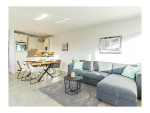 Posezení v ubytování 2-room luxury apartment