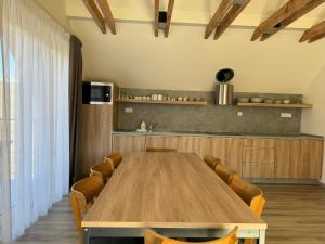Kuchyň nebo kuchyňský kout v ubytování Resort Vila Credo