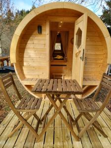 Zdjęcie z galerii obiektu camping hôtel les airelles w mieście Saint-Cirgues-en-Montagne