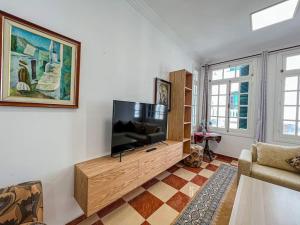 TV a/nebo společenská místnost v ubytování Hogar en el corazón de Tetuán