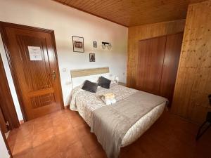 Ein Bett oder Betten in einem Zimmer der Unterkunft Pensión Codesal