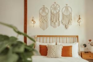 En eller flere senge i et værelse på BOHORIA Studio Apartments - Old Town