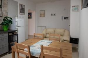Kuchyň nebo kuchyňský kout v ubytování Vitti Apartment