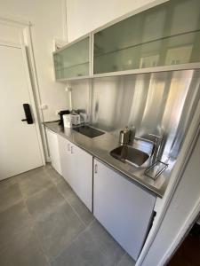 Dapur atau dapur kecil di L'enclave intime +12 gambar