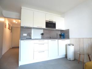 Η κουζίνα ή μικρή κουζίνα στο Appartement Le Beaufort