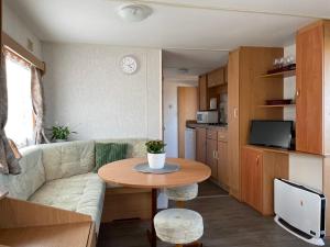 Eldhús eða eldhúskrókur á Mobilheim Na louce