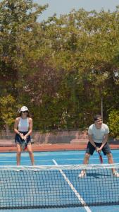 Tennis- og/eða veggtennisaðstaða á Hotel dei Bizantini & Villaggio Campo dei Messapi eða í nágrenninu