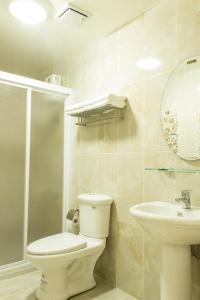 Bilik mandi di Lin Tea B&B