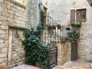 Gambar di galeri bagi Apartments Kotor Old Town di Kotor