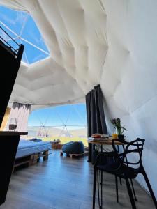 Balkón alebo terasa v ubytovaní Silence Glamp - Glamping Bieszczady