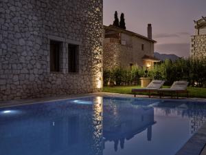Bazén v ubytování Avesta Private Villas nebo v jeho okolí + 7 fotografií