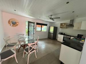 Gallery image of Elluk East Studios in Port Vila