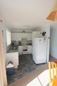 Gallery image of In Holiday Mode in Manyana +4 photos