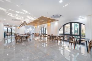 Restoran atau tempat lain untuk makan di Diamond Sea Hotel