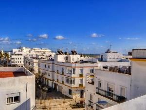 Γενική άποψη της πόλης Conil de la Frontera ή θέα της πόλης από  αυτό το διαμέρισμα