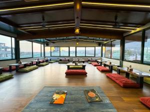 Green View by Green Tree Hotels的休息区