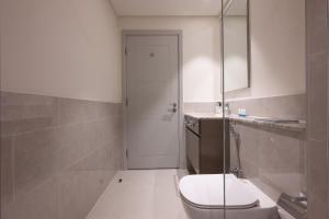 صورة لـ Luxurious 2BR in Forte 2 with Spacious Gym with Squash Court في دبي
