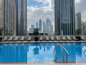 صورة لـ Luxurious 2BR in Forte 2 with Spacious Gym with Squash Court في دبي