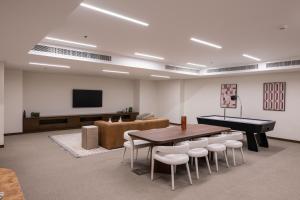 صورة لـ Luxurious 2BR in Forte 2 with Spacious Gym with Squash Court في دبي