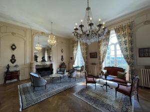 Χώρος καθιστικού στο Chateau La Rametiere +31 φωτογραφίες