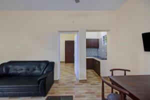 Posezení v ubytování STARLIGHT HOTELS KODAI