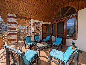 Φωτογραφία από το άλμπουμ του ChaletHimalayan- Rooms in private Villa σε Manāli