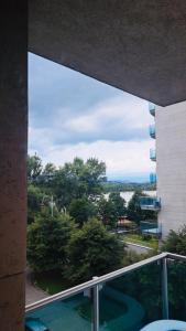 desde el balcón de un edificio en Marina free parking en Budapest