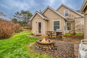 Κήπος έξω από το Twin Rocks Hideaway - Meredith Lodging