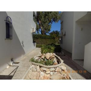 Φωτογραφία από το άλμπουμ του Sykia Seafront Maisonette near beach and mountain σε Sikéa