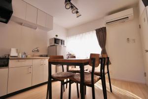 Cucina o angolo cottura di Lino下伊福 岡山駅車で5分 無料駐車場 レストラン徒歩圏内多数