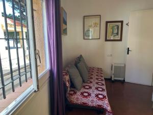 Posteľ alebo postele v izbe v ubytovaní Apartamento con jardín a 11 metros de la playa. B3.