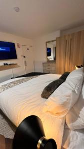 Postel nebo postele na pokoji v ubytování Steyn Guest Lodge