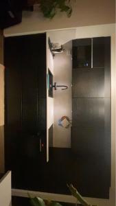 Un baño de Cozy room in shared apartment