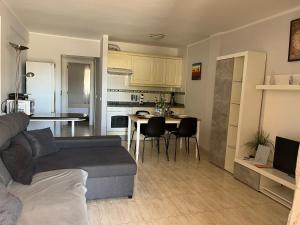Kuchyň nebo kuchyňský kout v ubytování Costa adeje Playa fanabe oasis dakota