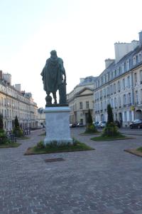 Gallery image of Appartement Proche Hippodrome in Caen